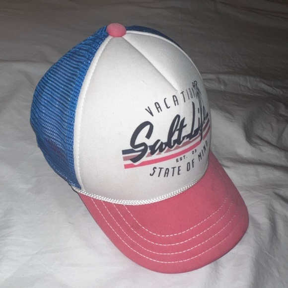 Saltlife Vacation State of Mind trucker hat mesh back adjustable - Picture 6 of 7